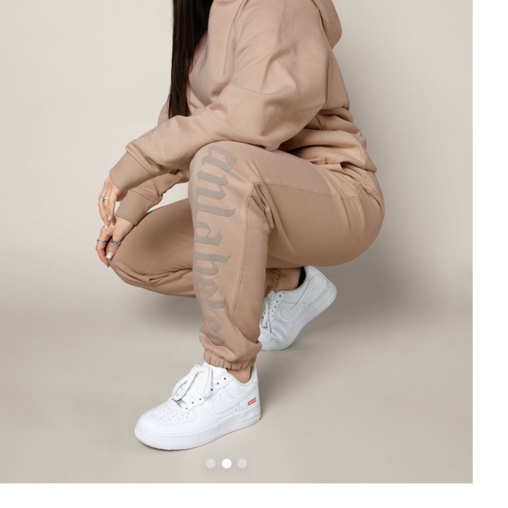 Unlabeled Jogger Pants for Women